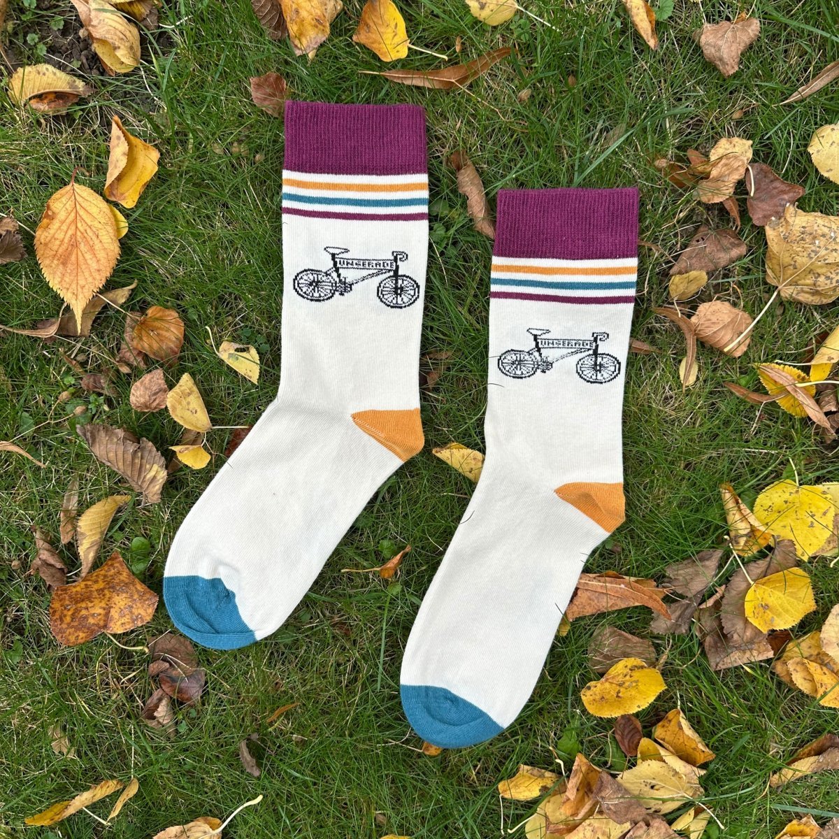 Bike Sor – Nachhaltige Bio-Socken mit Bike-Motiv - Ungerade Wien