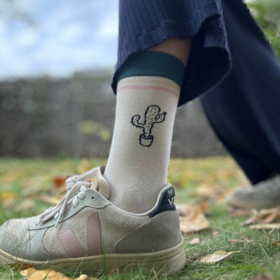 Desert Kaktus – Bio-Baumwollsocken mit Charakter und Stacheln - Ungerade Wien