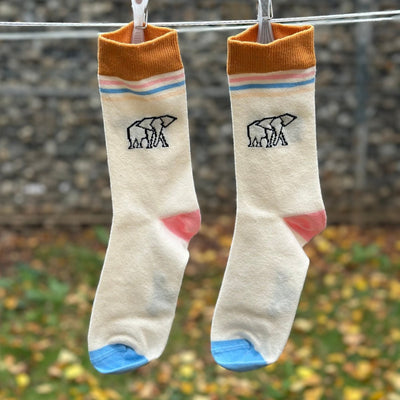 Elephant Walk – Bio-Baumwollsocken mit Charakter & Ecken - Ungerade Wien