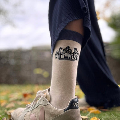 Vienna Dome – Bio-Baumwollsocken inspiriert von der Wiener Karlskirche - Ungerade Wien
